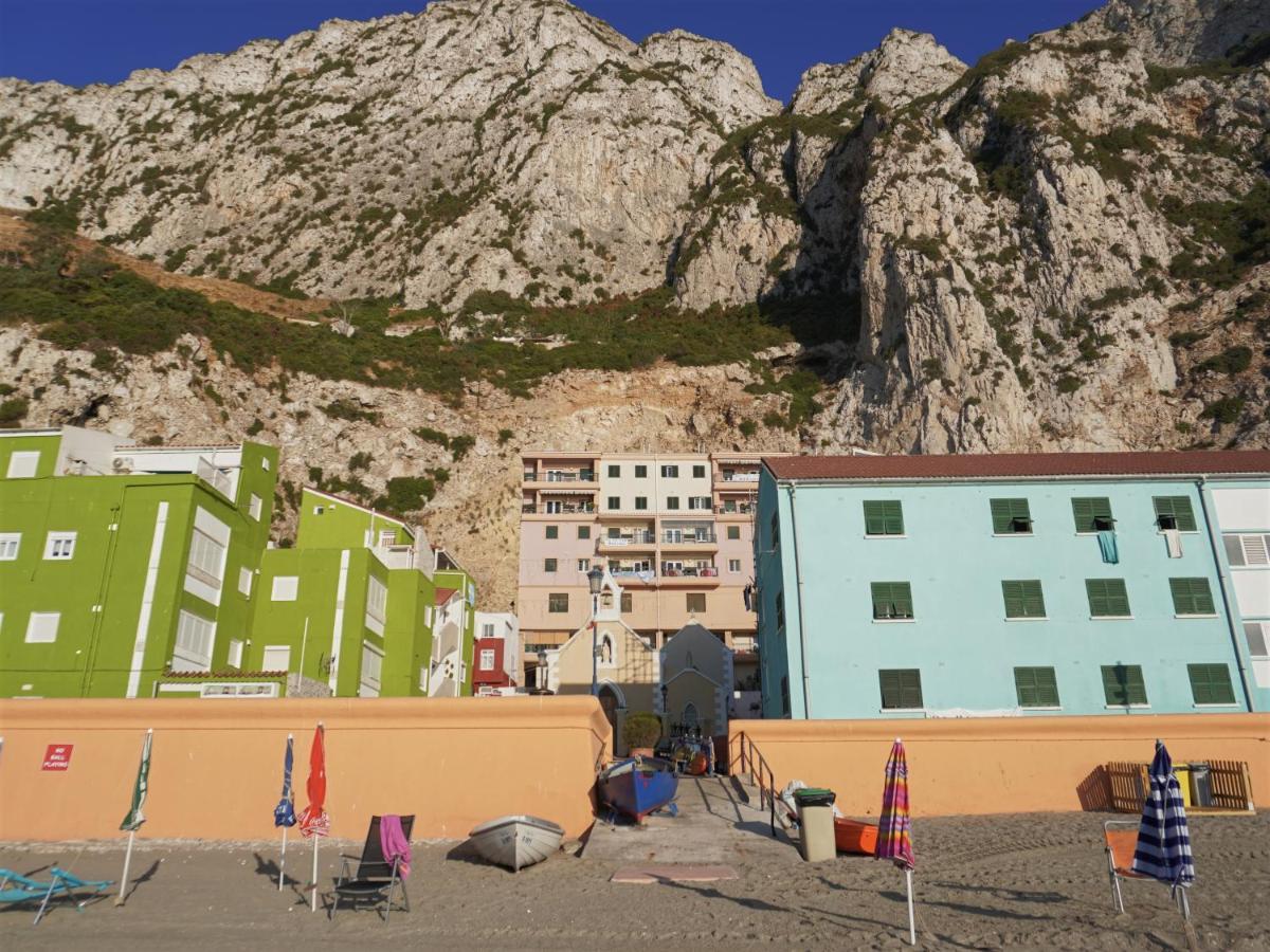 Spectacular Beachfront Duplex On The Mediterranean - Caleta, Catalan Bay Gibraltar Extérieur photo